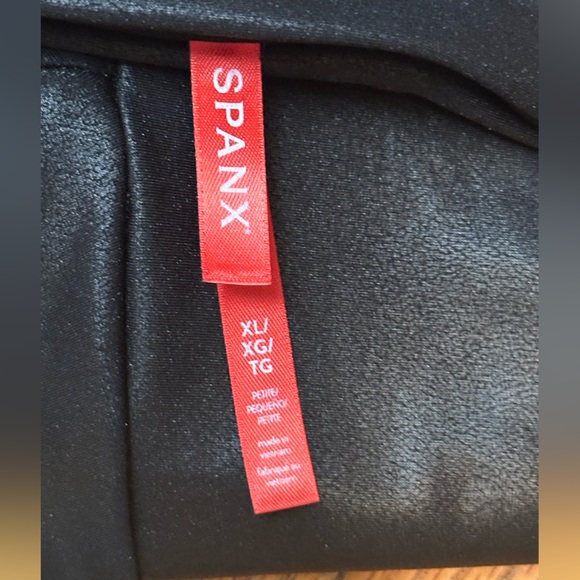 SPANX Faux Leather Leggings - Picture 5 of 11